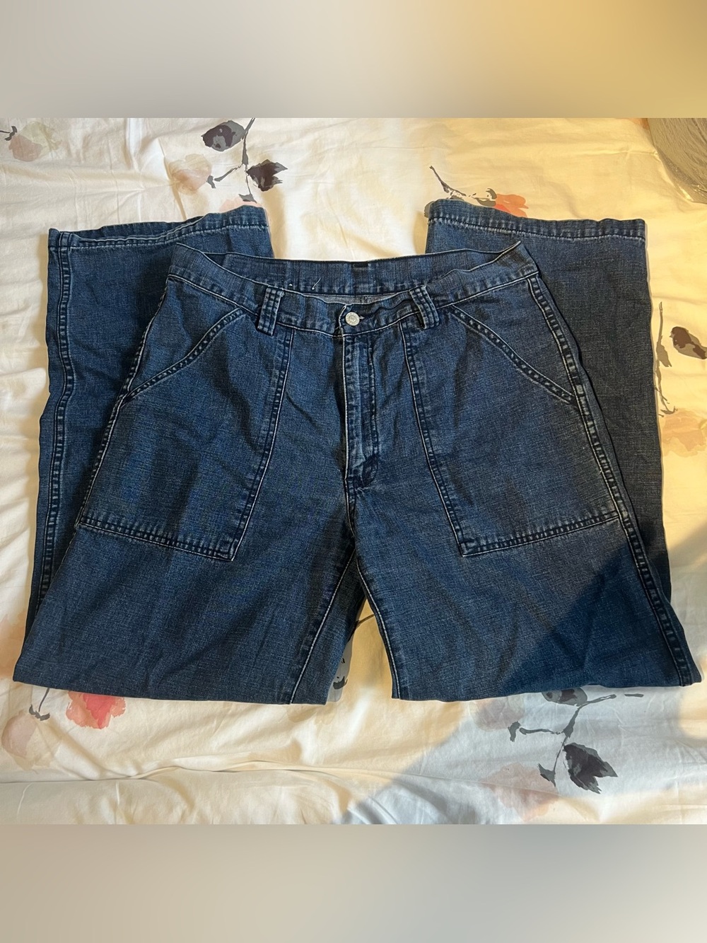 Vintage Levi Strauss Silver Tab Dark Blue Denim Baggy jeans - discontinued style
